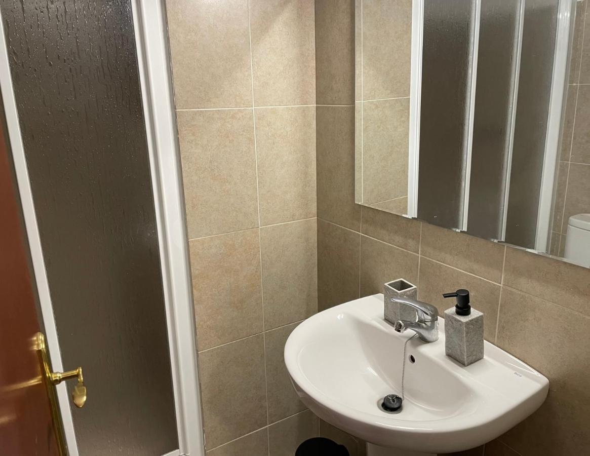 Apartament Can Lopits Ля Эскала Экстерьер фото